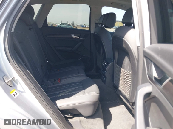 2021 Audi Q5 Premium Plus z VIN WA1BAAFY6M2130653, wystawiony jako IAAI lot #42138199 z przebiegiem 42 127 mil mil oraz . Historia ofert i sprzedaży dostępna na DreamBid. Obrazek 8.