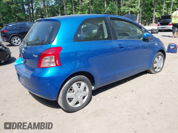 2007 Toyota Yaris z VIN JTDJT923575094820, wystawiony jako IAAI lot #42297736 z przebiegiem 201 052 mil mil oraz . Historia ofert i sprzedaży dostępna na DreamBid. Obrazek 4.