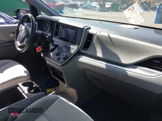 2020 Toyota Sienna LE с VIN 5TDJZ3DC4LS237544, выставлен на аукционе IAAI как лот 41701471 с пробегом 109 133 миль миль и . История ставок и продаж доступна на DreamBid. Изображение 5.
