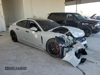 2019 Porsche Panamera GTS with VIN WP0AG2A77KL139387, listed as a Copart auction lot 41153293 with 0 mi miles and Salvage Title. Bid and sale history available at carsss.com. Image 4.