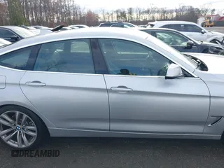 2016 BMW 3 Series 328i Gran Turismo xDrive z VIN WBA8Z5C52GG500852, wystawiony jako IAAI lot #41764251 z przebiegiem 96 176 mil mil oraz . Historia ofert i sprzedaży dostępna na DreamBid. Obrazek 13.