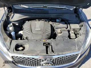2017 Kia Sorento LX with VIN 5XYPGDA5XHG334764, listed as a Copart auction lot 62677035 with 60,488 mi miles and Salvage title. Bid and sale history available at DreamBid. Image 12.