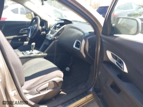 2010 Chevrolet Equinox LT w/1LT with VIN 2CNFLEEW0A6244411, listed as a IAAI auction lot 42071536 with 113,073 mi miles. Bid and sale history available at carsss.com. Image 5.