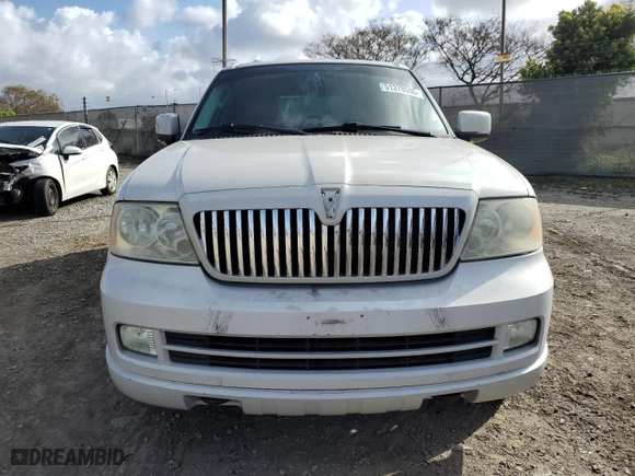 2005 Lincoln Navigator Luxury with VIN 5LMFU28535LJ19136, listed as a Copart auction lot 51378595 with 0 mi miles and Salvage Title. Bid and sale history available at carsss.com. Image 5.