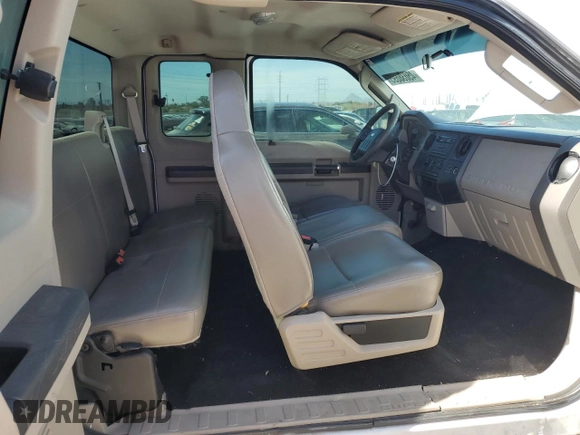 2008 Ford Super Duty F-250 SRW XL with VIN 1FTNX20568EE17694, listed as a Copart auction lot 45038695 with 32,272 mi miles and Salvage Title. Bid and sale history available at carsss.com. Image 10.