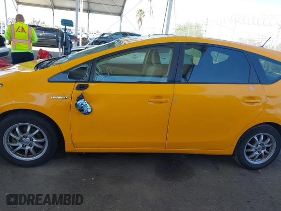2013 Toyota Prius Two with VIN JTDZN3EU2D3254285, listed as a IAAI auction lot 42014558 with 369,654 mi miles and . Bid and sale history available at carsss.com. Image 13.
