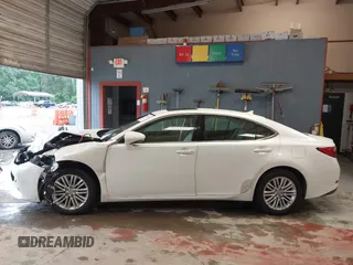 2013 Lexus ES 250 с VIN JTHBK1GG2D2062116, выставлен на аукционе IAAI как лот 42309387 с пробегом 135 327 миль миль и . История ставок и продаж доступна на DreamBid. Изображение 14.