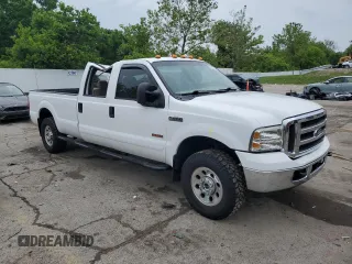 2005 Ford F-250 XL с VIN 1FTSW21PX5EC66926, выставлен на аукционе Copart как лот 57723355 с пробегом 286 827 миль миль и Списание • Salvage title. История ставок и продаж доступна на DreamBid. Изображение 4.