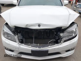 2009 Mercedes-Benz C-Class 3.5L Sport with VIN WDDGF56X89R063778, listed as a IAAI auction lot 42063607 with 107,733 mi miles. Bid and sale history available at carsss.com. Image 6.