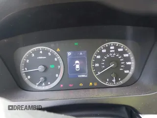 2017 Hyundai Sonata 2.4L z VIN 5NPE24AFXHH512079, wystawiony jako IAAI lot #42216212 z przebiegiem 122 398 mil mil oraz . Historia ofert i sprzedaży dostępna na DreamBid. Obrazek 7.