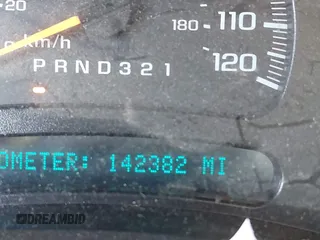 2006 Chevrolet Tahoe LS with VIN 1GNEC13V16J163907, listed as a IAAI auction lot 41232903 with 142,382 mi miles. Bid and sale history available at carsss.com. Image 15.