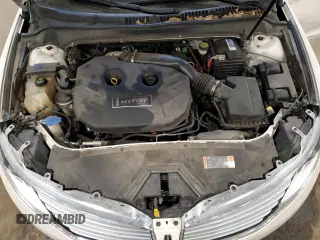 2015 Lincoln MKZ z VIN 3LN6L2G96FR606196, wystawiony jako Copart lot #48531905 z przebiegiem 213 172 mil mil oraz Szkoda całkowita • Salvage title. Historia ofert i sprzedaży dostępna na DreamBid. Obrazek 12.