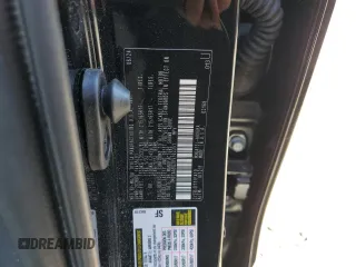 2024 Toyota Corolla Cross LE z VIN 7MUCAABG2RV103351, wystawiony jako Copart lot #53272015 z przebiegiem 24 743 mil mil oraz Szkoda całkowita • Salvage title. Historia ofert i sprzedaży dostępna na DreamBid. Obrazek 14.