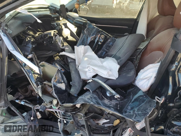 2019 Toyota Camry Hybrid LE z VIN 4T1B21HK2KU511926, wystawiony jako Copart lot #47092195 z przebiegiem Nie podano mil oraz Szkoda całkowita • Salvage title. Historia ofert i sprzedaży dostępna na DreamBid. Obrazek 7.