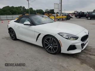 2019 BMW Z4 sDrive30i z VIN WBAHF3C51KWW31007, wystawiony jako Copart lot #57254935 z przebiegiem 36 514 mil mil oraz Szkody całkowita. Historia ofert i sprzedaży dostępna na DreamBid. Obrazek 4.