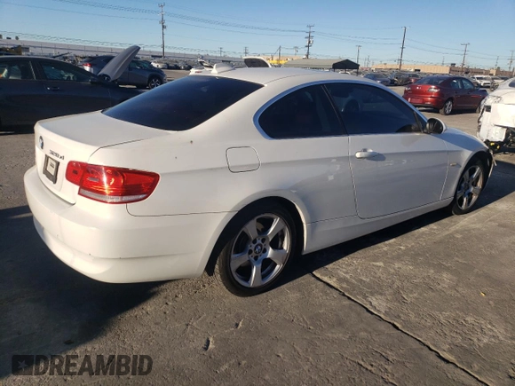 2008 BMW 3 Series 328xi z VIN WBAWC335X8PD09083, wystawiony jako Copart lot #85683234 z przebiegiem 152 670 mil mil oraz Szkoda całkowita • Salvage title. Historia ofert i sprzedaży dostępna na DreamBid. Obrazek 3.