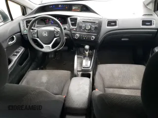 2013 Honda Civic LX z VIN 19XFB2F56DE004635, wystawiony jako Copart lot #51741015 z przebiegiem 104 211 mil mil oraz Czysty tytuł • Clean title. Historia ofert i sprzedaży dostępna na DreamBid. Obrazek 8.
