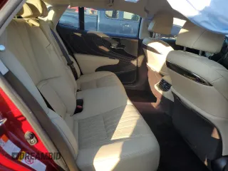 2018 Lexus LS with VIN JTHB51FF5J5002860, listed as a Copart auction lot 42040125 with 29,902 mi miles and Salvage Title. Bid and sale history available at carsss.com. Image 10.