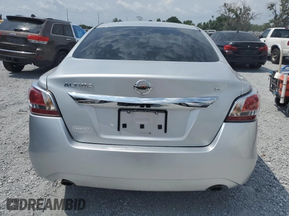 2015 Nissan Altima 2.5 z VIN 1N4AL3AP1FN341577, wystawiony jako Copart lot #56374785 z przebiegiem 162 255 mil mil oraz Szkoda całkowita • Salvage title. Historia ofert i sprzedaży dostępna na DreamBid. Obrazek 6.