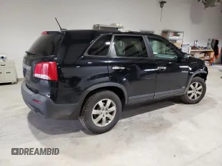 2013 Kia Sorento LX with VIN 5XYKTCA65DG333203, listed as a Copart auction lot 75594824 with 201,955 mi miles and Salvage Title. Bid and sale history available at carsss.com. Image 3.