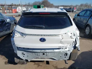 2021 Lexus UX 250h с VIN JTHP9JBH9M2051101, выставлен на аукционе IAAI как лот 41422925 с пробегом 75 262 миль миль и . История ставок и продаж доступна на DreamBid. Изображение 6.