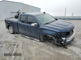 2020 Chevrolet Silverado 1500 LT with VIN 1GCRYDED7LZ312027, listed as a Copart auction lot 45912325 with 42,282 mi miles and Salvage Title. Bid and sale history available at carsss.com. Image 4.