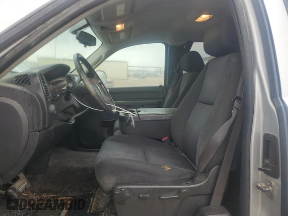2013 Chevrolet Silverado 1500 LT with VIN 1GCRCSE01DZ370006, listed as a Copart auction lot 51448695 with 177,082 mi miles and Salvage Title. Bid and sale history available at DreamBid. Image 7.