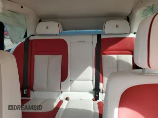 2022 Rolls-Royce Cullinan z VIN SLATV4C09NU210833, wystawiony jako Copart lot #86283314 z przebiegiem 6 301 mil mil oraz Nie do naprawy • Non repairable. Historia ofert i sprzedaży dostępna na DreamBid. Obrazek 10.