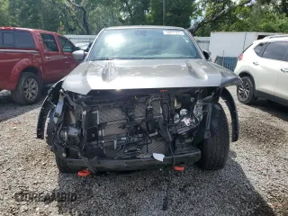 2024 Nissan Frontier SV z VIN 1N6ED1EJXRN648900, wystawiony jako Copart lot #56671275 z przebiegiem 10 471 mil mil oraz Nie do naprawy • Non repairable. Historia ofert i sprzedaży dostępna na DreamBid. Obrazek 5.