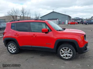 2016 Jeep Renegade Latitude with VIN ZACCJBBT8GPE37813, listed as a IAAI auction lot 41983514 with 83,224 mi miles. Bid and sale history available at carsss.com. Image 13.