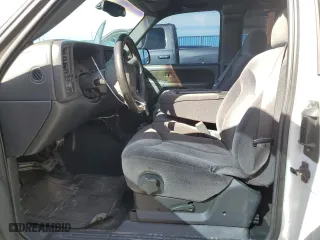 2002 GMC Sierra 1500 SLE with VIN 2GTEC19V921204191, listed as a Copart auction lot 42635495 with 171,006 mi miles and Salvage Title. Bid and sale history available at carsss.com. Image 7.