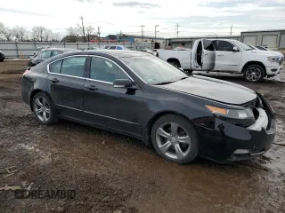 2012 Acura TL Tech Auto with VIN 19UUA9F55CA008438, listed as a Copart auction lot 47656365 with 152,854 mi miles and Salvage Title. Bid and sale history available at carsss.com. Image 4.