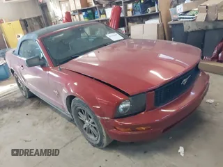 2009 Ford Mustang with VIN 1ZVHT84N595108044, listed as a IAAI auction lot 41366680 with 144,598 mi miles and . Bid and sale history available at DreamBid. Image 1.