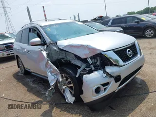 2013 Nissan Pathfinder SL with VIN 5N1AR2MM5DC686734, listed as a IAAI auction lot 42461385 with 171,071 mi miles and . Bid and sale history available at DreamBid. Image 1.