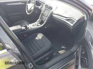 2016 Ford Fusion SE Hybrid with VIN 3FA6P0LU7GR218781, listed as a IAAI auction lot 41844791 with 214,867 mi miles. Bid and sale history available at carsss.com. Image 5.