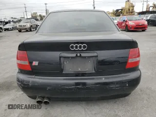 2000 Audi S4 z VIN WAUDD68D5YA126521, wystawiony jako Copart lot #53467815 z przebiegiem 138 629 mil mil oraz Szkoda całkowita • Salvage title. Historia ofert i sprzedaży dostępna na DreamBid. Obrazek 6.
