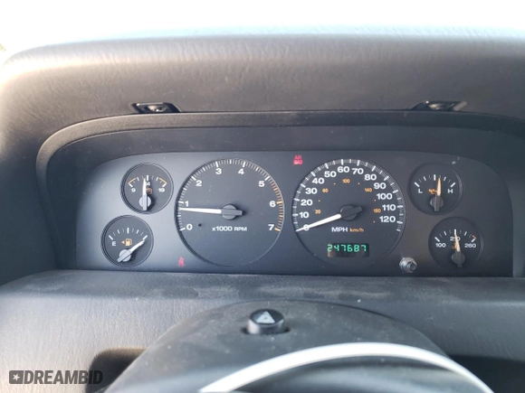 2003 Jeep Grand Cherokee Laredo with VIN 1J4GW48SX3C589100, listed as a Copart auction lot 49986745 with 247,687 mi miles and Salvage Title. Bid and sale history available at carsss.com. Image 9.