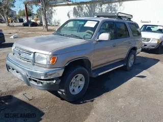 2001 Toyota 4Runner SR5 with VIN JT3GN86R610195788, listed as a IAAI auction lot 41738959 with 241,650 mi miles. Bid and sale history available at carsss.com. Image 2.