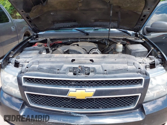 2013 Chevrolet Tahoe Commercial with VIN 1GNLC2E09DR286027, listed as a IAAI auction lot 42229760 with 203,474 mi miles and . Bid and sale history available at DreamBid. Image 10.