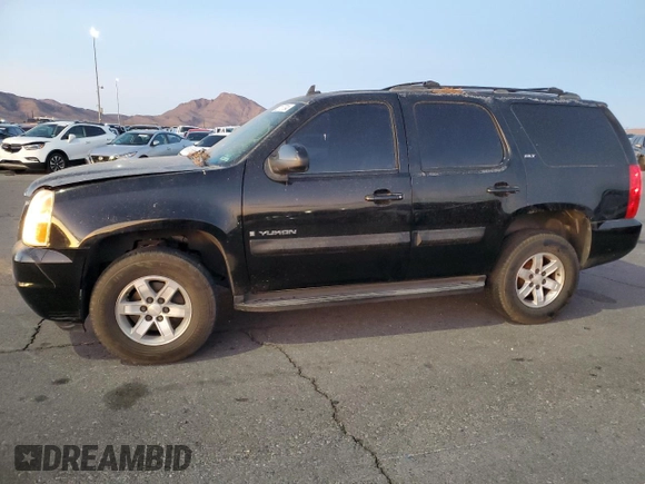 2008 GMC Yukon SLT w/4SA with VIN 1GKFK13028J229876, listed as a Copart auction lot 82113734 with 150,461 mi miles and Salvage Title. Bid and sale history available at carsss.com. Image 1.