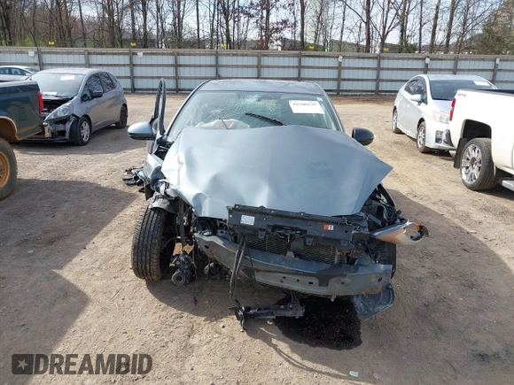 2013 Mazda Mazda3 i Sport with VIN JM1BL1U79D1739185, listed as a IAAI auction lot 41700135 with 300,823 mi miles. Bid and sale history available at carsss.com. Image 6.