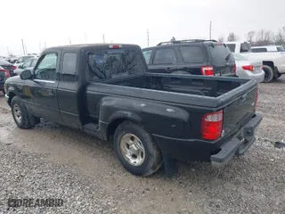 2002 Ford Ranger XL with VIN 1FTYR14V02PB29354, listed as a IAAI auction lot 41692895 with 195,327 mi miles. Bid and sale history available at carsss.com. Image 3.