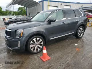2022 Kia Telluride S with VIN 5XYP64HC3NG304606, listed as a Copart auction lot 60251245 with 33,514 mi miles and Salvage title. Bid and sale history available at DreamBid. Image 1.