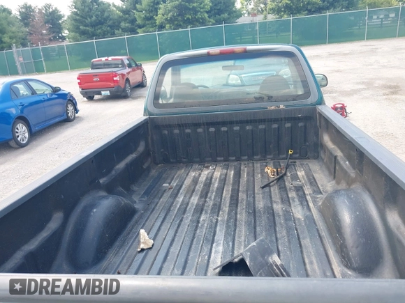 1997 Ford F-150 with VIN 1FTDF17W0VKA72683, listed as a IAAI auction lot 42760251 with 235,962 mi miles and . Bid and sale history available at DreamBid. Image 8.