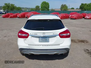 2017 Mercedes-Benz GLA 250 z VIN WDCTG4GB6HJ305946, wystawiony jako IAAI lot #42154730 z przebiegiem 120 784 mil mil oraz . Historia ofert i sprzedaży dostępna na DreamBid. Obrazek 16.