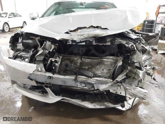 2018 Chevrolet Impala Premier with VIN 2G1125S36J9138869, listed as a IAAI auction lot 41207086 with 218,327 mi miles. Bid and sale history available at carsss.com. Image 6.