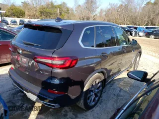 2022 BMW X5 xDrive40i with VIN 5UXCR6C08N9L71412, listed as a Copart auction lot 71472332 with 8,977 mi miles. Bid and sale history available at carsss.com. Image 3.
