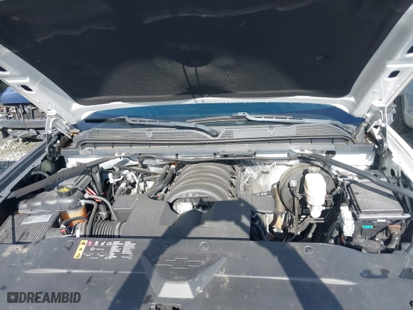 2018 Chevrolet Silverado 1500 LT with VIN 1GCVKREC6JZ266420, listed as a IAAI auction lot 41660687 with 86,656 mi miles. Bid and sale history available at carsss.com. Image 10.