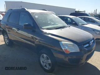 2010 Kia Sportage LX with VIN KNDKGCA32A7666414, listed as a IAAI auction lot 41598263 with 166,882 mi miles and . Bid and sale history available at carsss.com. Image 1.