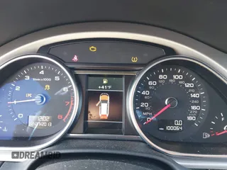 2014 Audi Q7 3.0T Premium with VIN WA1CGAFE8ED007919, listed as a IAAI auction lot 41763536 with 100,064 mi miles. Bid and sale history available at carsss.com. Image 7.